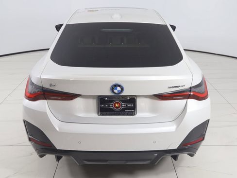 Used 2022 BMW i4 eDrive40 w/ M Sport Package image 55