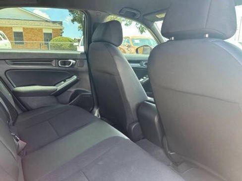 Used 2025 Honda Civic Sport image 12