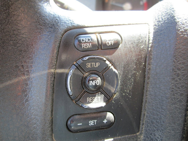 Used 2014 Ford F550 2WD Regular Cab Super Duty image 12