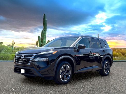 Used 2025 Nissan Rogue SV FWD image 2