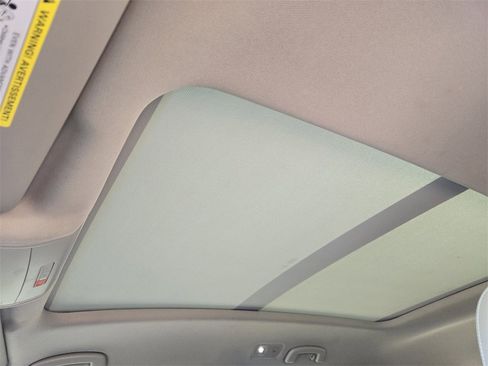 Used 2022 Volkswagen Atlas SE image 26