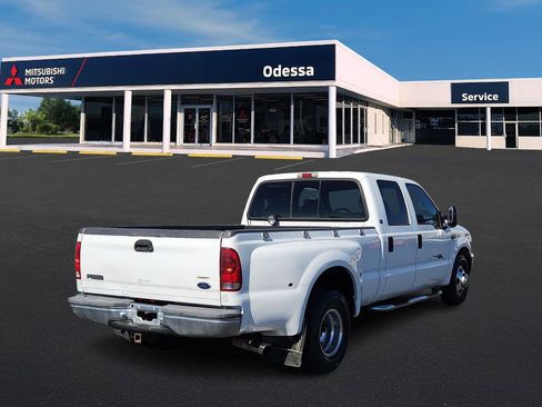 Used 1999 Ford F350 XLT image 3