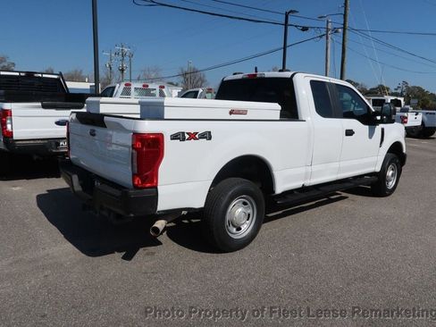 Used 2020 Ford F250 XL w/ Power Equipment Group image 5