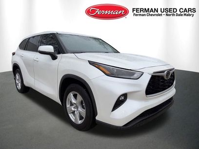 Used 2022 Toyota Highlander LE