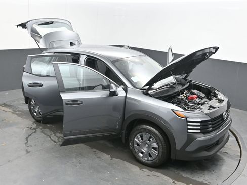 New 2026 Nissan Kicks S image 38