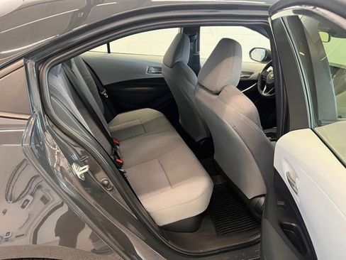 Used 2024 Toyota Corolla SE w/ SE Package image 7