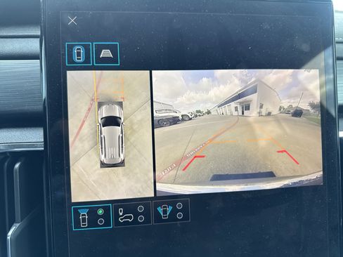 Used 2024 GMC Acadia Elevation FWD image 18