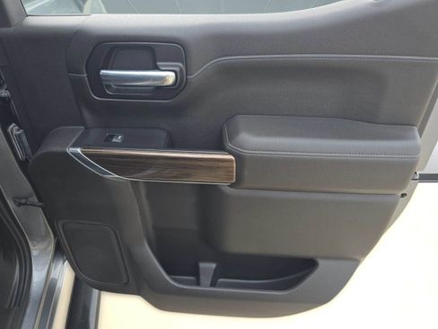 Used 2021 Chevrolet Silverado 1500 RST image 20