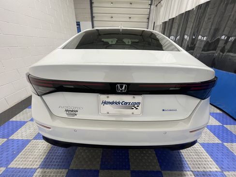 New 2026 Honda Accord EX-L image 9