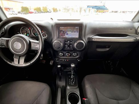 Used 2017 Jeep Wrangler Unlimited Sport w/ Quick Order Package 24S image 16