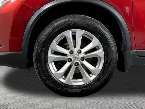 Used 2015 Nissan Rogue SV AWD/4WD image 33