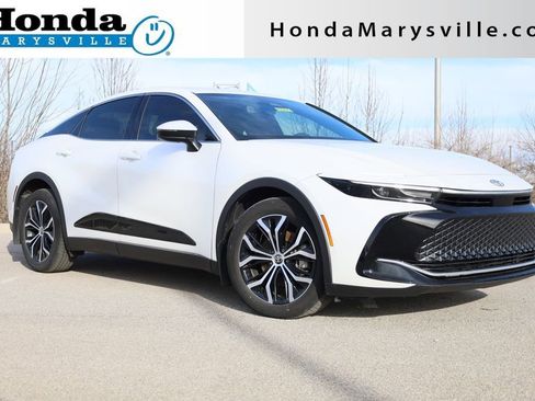 Used 2023 Toyota Crown XLE image 1