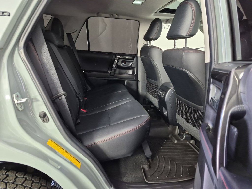 Used 2023 Toyota 4Runner TRD Off-Road Premium w/ Moonroof Package AWD/4WD image 36