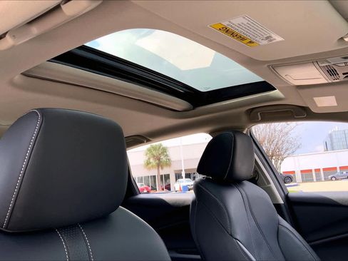 Used 2025 Acura TLX w/ Technology Package image 13