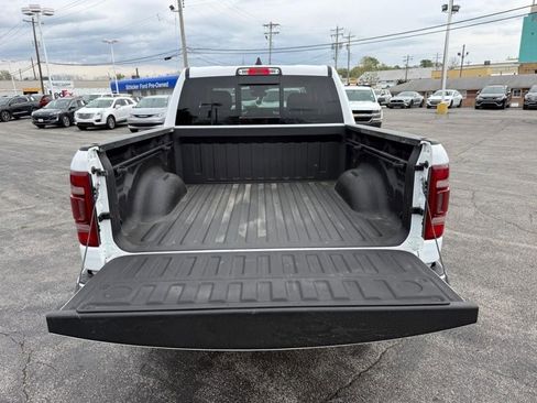 Used 2021 RAM 1500 Big Horn AWD/4WD image 7