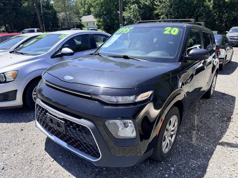 Used 2020 Kia Soul LX FWD image 4