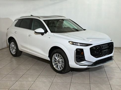 New 2026 Audi Q3 quattro 2.0T image 8