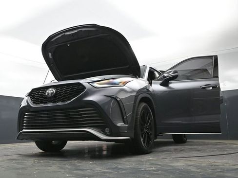 Used 2023 Toyota Highlander XSE image 46