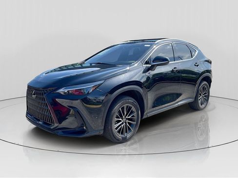 Used 2022 Lexus NX 250 FWD image 3