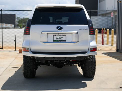 Used 2023 Lexus GX 460 Premium AWD/4WD image 11