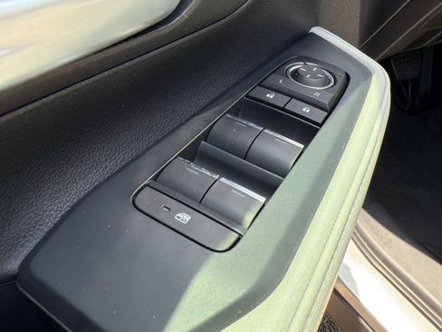 Used 2024 Toyota Grand Highlander FWD image 29