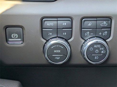 New 2025 GMC Sierra 2500 Denali w/ Denali Reserve Package image 31