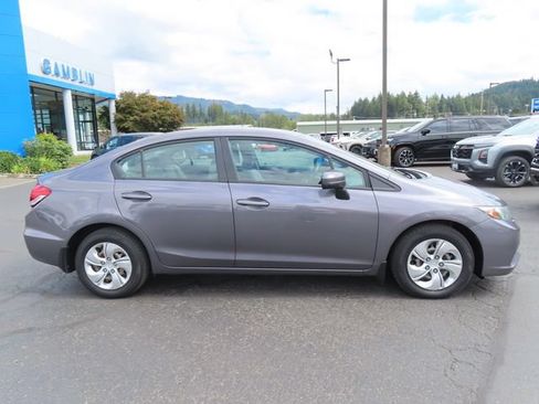 Used 2015 Honda Civic LX image 9