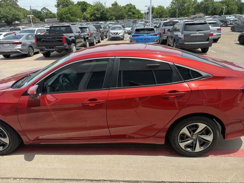 Used 2019 Honda Civic LX image 4