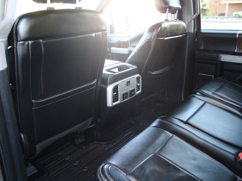 Used 2018 Ford F150 Lariat image 14