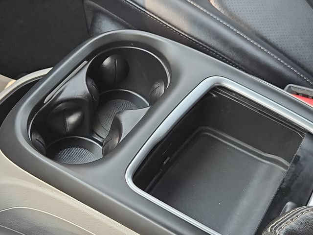 Used 2024 Chrysler Pacifica Touring-L FWD image 20