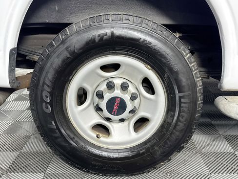 Used 2019 GMC Savana 2500 Work Van w/ Driver Convenience Package image 25
