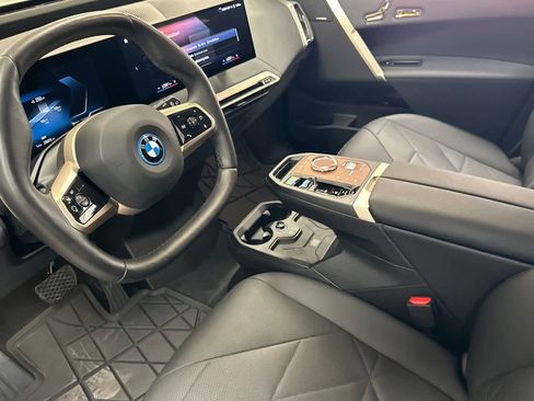 Used 2023 BMW iX xDrive50 w/ Premium Package image 11