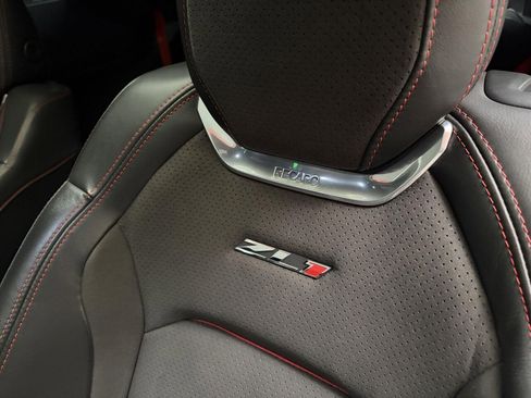 Used 2022 Chevrolet Camaro ZL1 RWD image 25