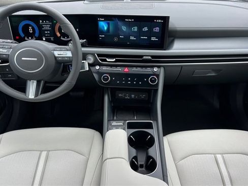 New 2026 Hyundai Sonata SEL image 13