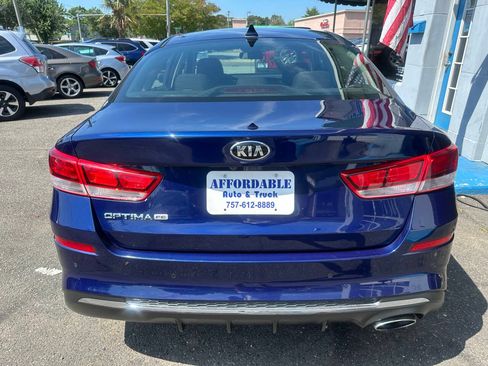 Used 2020 Kia Optima LX FWD image 10
