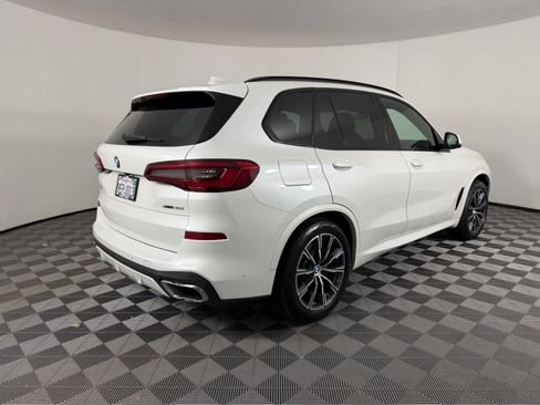 Used 2020 BMW X5 xDrive40i w/ M Sport Package image 3