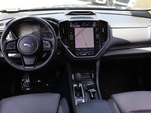 Used 2024 Subaru Ascent Onyx Edition Limited w/ Popular Package Onyx AWD/4WD image 16