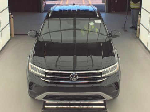 Used 2023 Volkswagen Atlas Cross Sport SE w/ Black Wheel Package FWD image 7