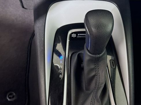 Used 2025 Toyota Corolla SE image 15