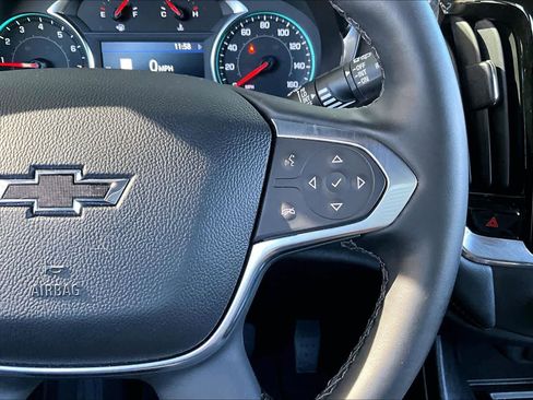 Used 2024 Chevrolet Traverse RS image 21