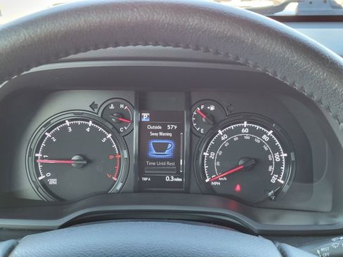 Used 2021 Toyota 4Runner SR5 Premium w/ Moonroof Package image 32