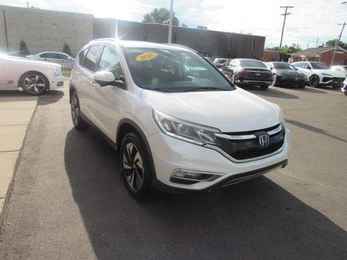 Used 2016 Honda CR-V Touring image 4