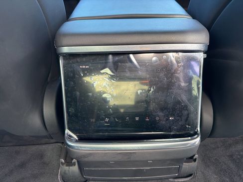 Used 2022 Tesla Model X Plaid image 23