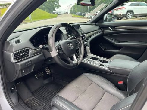 Used 2020 Honda Accord Sport image 6