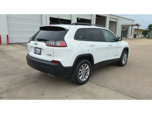 Used 2022 Jeep Cherokee Latitude Lux AWD/4WD image 8