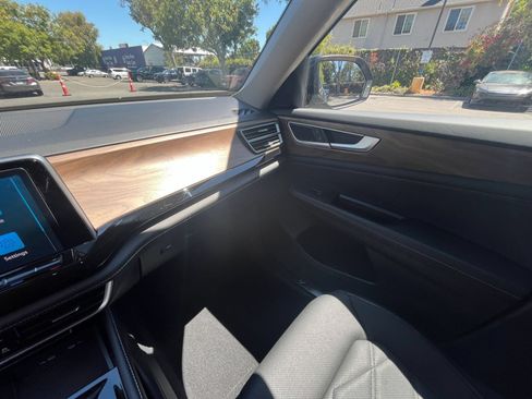 Used 2026 Volkswagen Atlas SE FWD image 34
