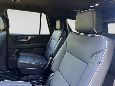 Certified 2025 GMC Yukon Elevation AWD/4WD image 23