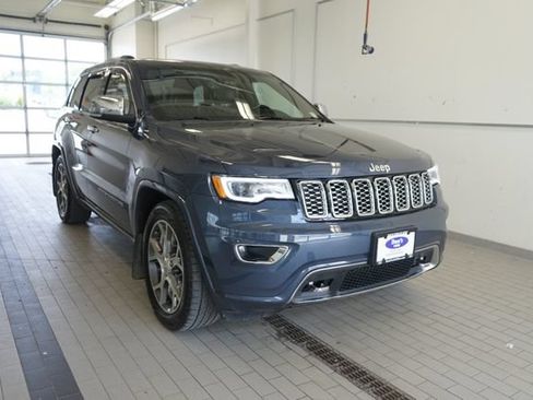 Used 2020 Jeep Grand Cherokee Overland AWD/4WD image 17