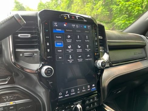 Used 2023 RAM 2500 Limited AWD/4WD image 31