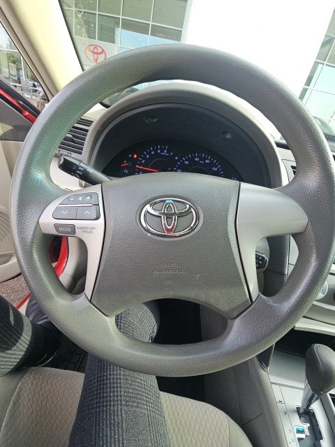 Used 2011 Toyota Camry LE FWD image 2